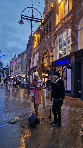 Lindt Chocolate Shop Leeds - Leeds