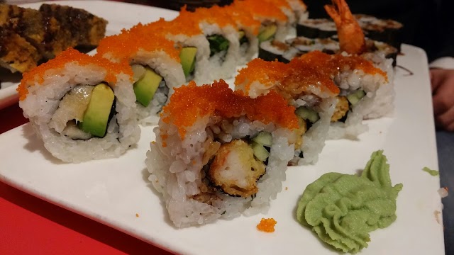 QQ Sushi Lounge