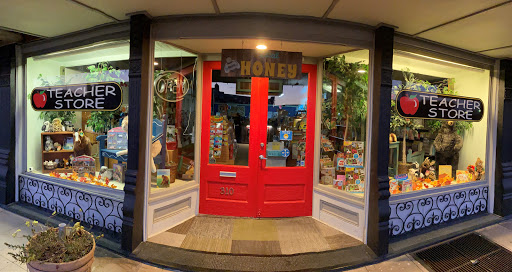 Teacher Store - Visual