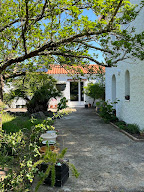 SOUS LE PIN à Les Sables-d'Olonne