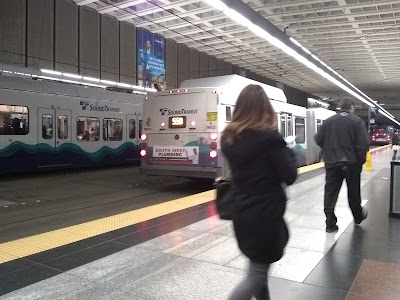 University Street Station- Bay A