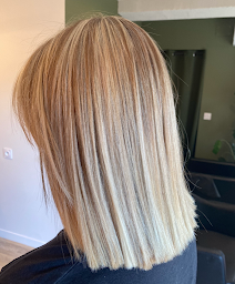 Photo n°6 de Romy Color à Garrigues-Sainte-Eulalie (Salon de coiffure)