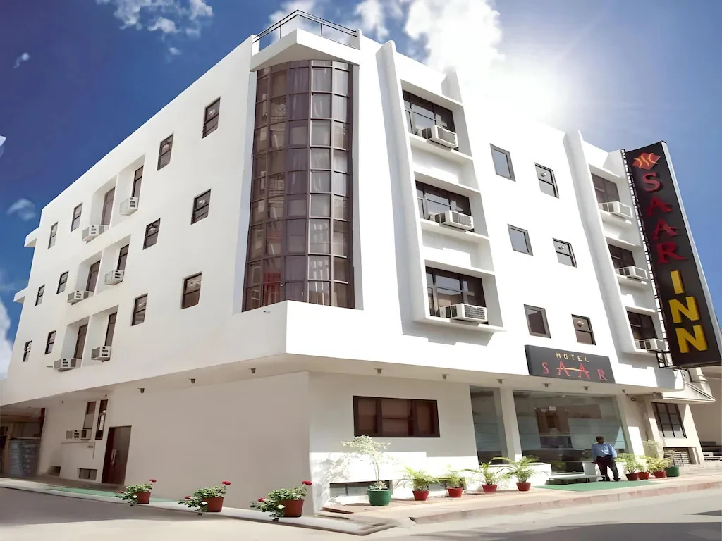 HOTEL SAAR INN