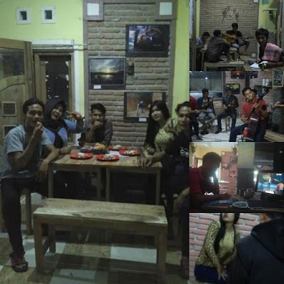 Photos of CAFE W.B GUDANG SASTRA