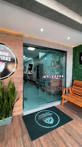 Comentários e avaliações sobre Barbearia Champions