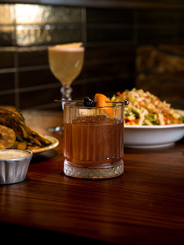 Society Swan by null