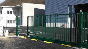 Photo n°1 de SARL SES DEBORDES à Bresson (Service de réparation)