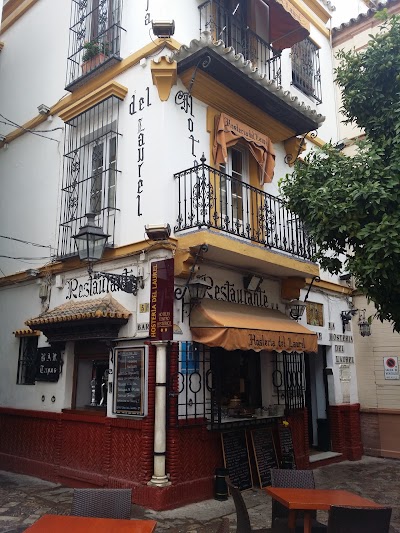 Photos of Hoster&iacute;a Del Laurel