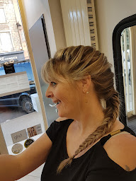 Photo n°5 de SD coiffure à Trévoux (Magasin de produits de beauté)