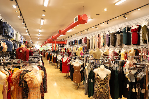 Monami Women's Fashion Store - Thumbnail