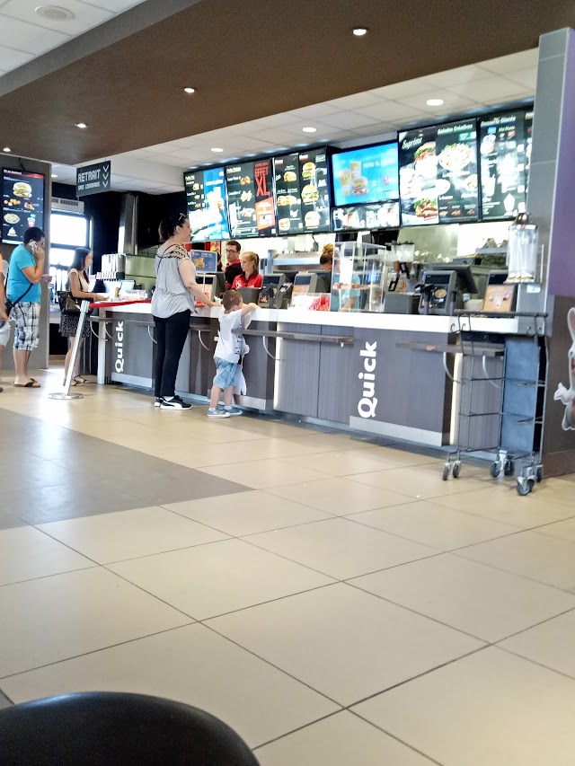 Macron Sports Hub Marseille