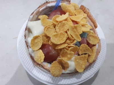 Photos of Frozen Yogurt & Ice Cream Roll