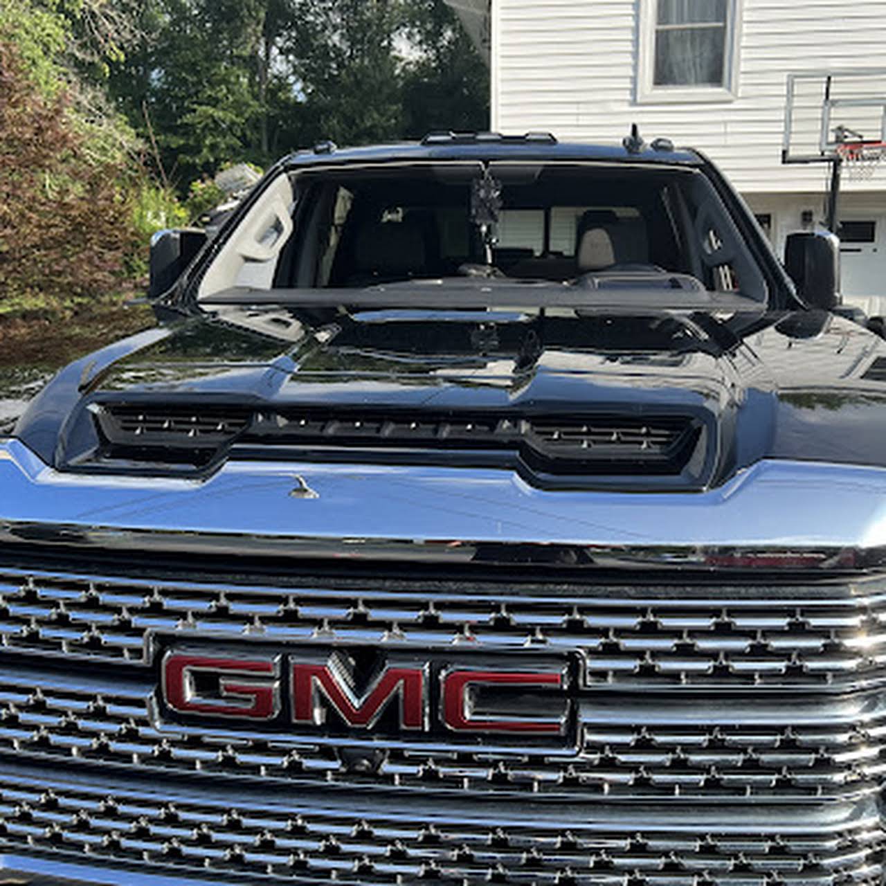 Ron's Auto Glass free mobile service home or office 40 years experience