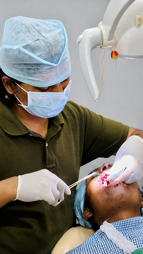 Today we successfully treated a maxillary fracture case using Intermaxillary Fixation (IMF) with… post image