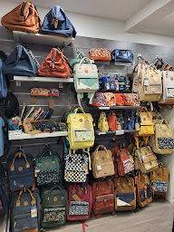 Photo n°9 de Lime And Lemon à Montbrison (Magasin de vêtements pour hommes)