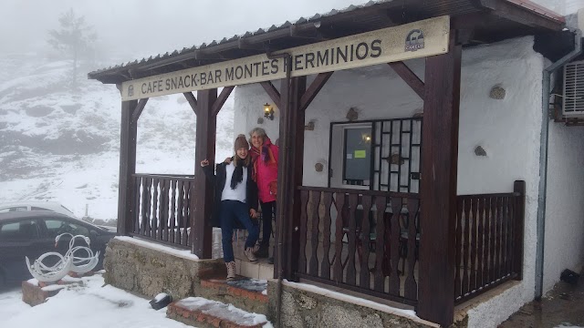 Montes Herminios