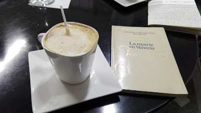 Photos of Librer&iacute;a Grammata