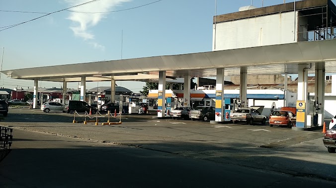 Estación de Servicio YPF, Author: Facundo Louzao