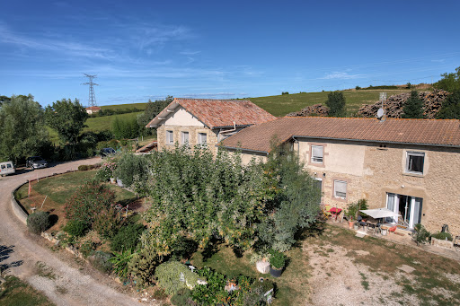 Photo de Camping Marvilla Parks - Château de Galaure à Châteauneuf-de-Galaure (26330)