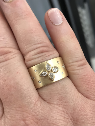Tres Magnifique Fine Jewelry - Thumbnail