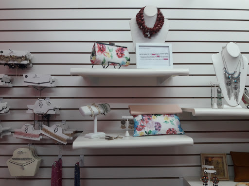 Live Chic Boutique - Visual