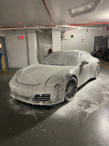 Squeaky Petes Miami - Miami, Florida