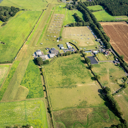 Deanland Airfield EGKL - Thumbnail