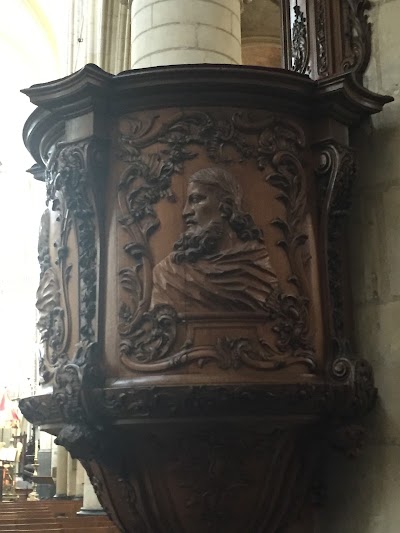 Photos of Basilica Tongeren