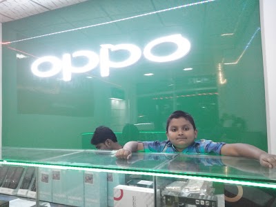 Photos of Kanaipur High School Market-2
