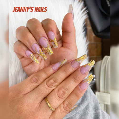 Jeannys Nails interior view