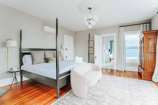 The Historic Berkeley Place by null