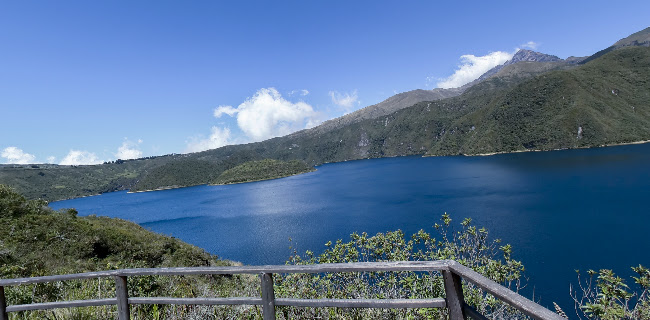 Sendero De La Laguna Cuicocha