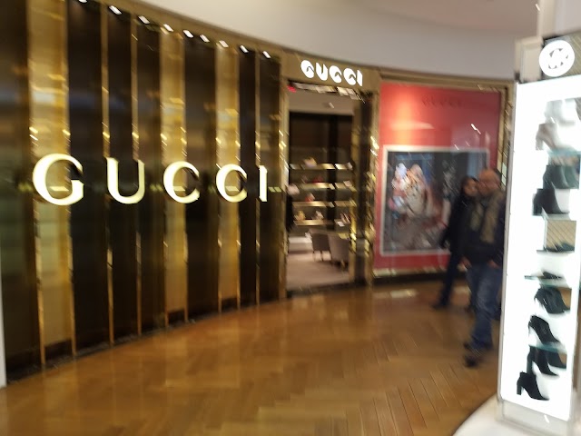 louis vuitton at macy's herald square