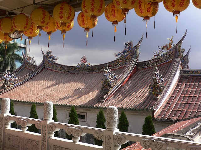 Dalongdong Baoan Temple