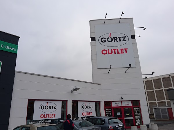 Outlet адреса