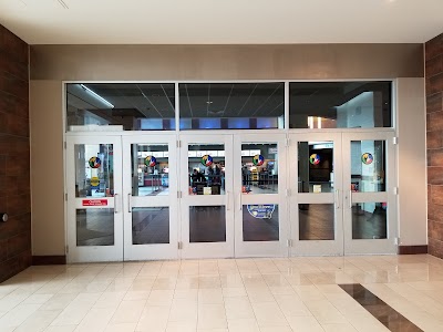 Regal Moorestown Mall & RPX