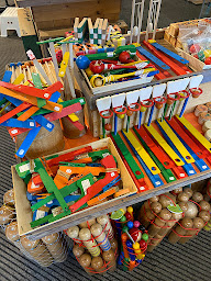 Photo n°34 de Couleur Bois Jouets à Châtel (Magasin de jouets)