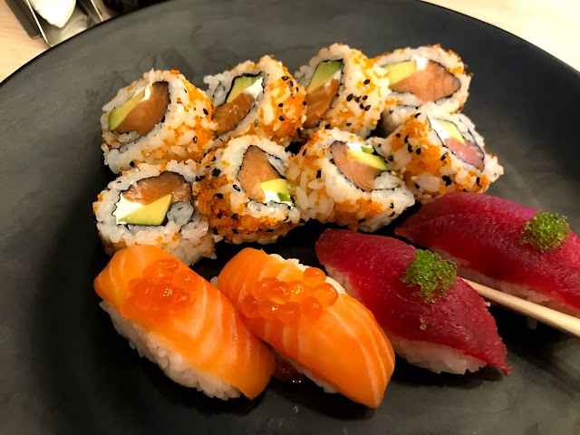 Zanga Sushi & Wok