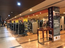 Smarts Health & Fitness Club faisalabad