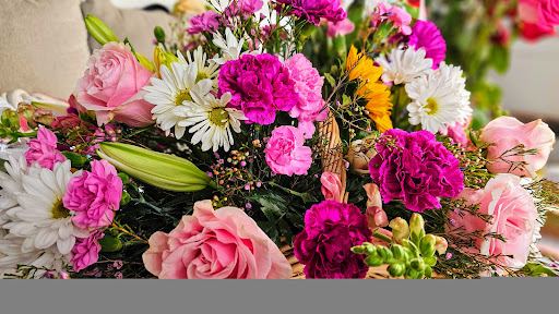 Special Moments Florist & DJ Service - Thumbnail