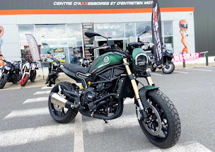 Photo n°2 de Easy Renter | Location Moto & Scooter - Moto Axxe Saint-Maximin à Saint-Maximin (Agence de location de motos)