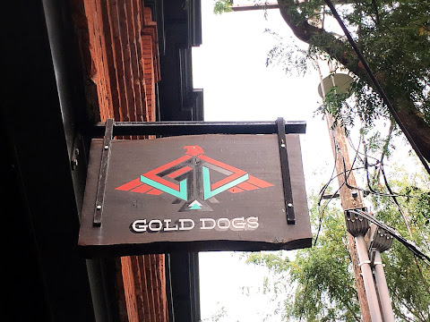 Gold Dogs by null