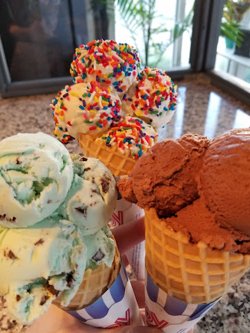 The Grand Beach Cafe by null