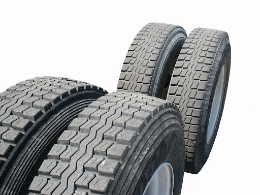Giant Discount Tire & Automotive Service - Thumbnail