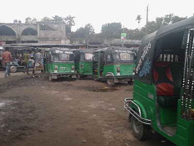 Photos of Shapla Square Bus Stop
