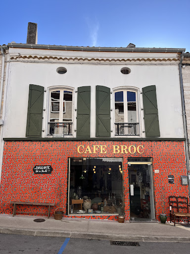 Photo 4 - Café de France