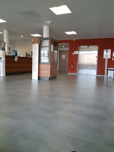 Gcs Pole Sanitaire Cerdan Gallery - Spain