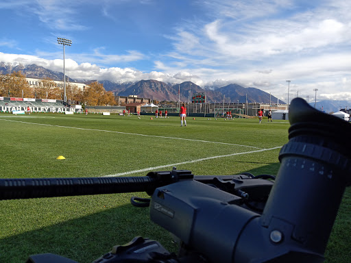 Clyde Field - Visual
