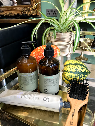 Raw Hair Salon Beckenham Logo