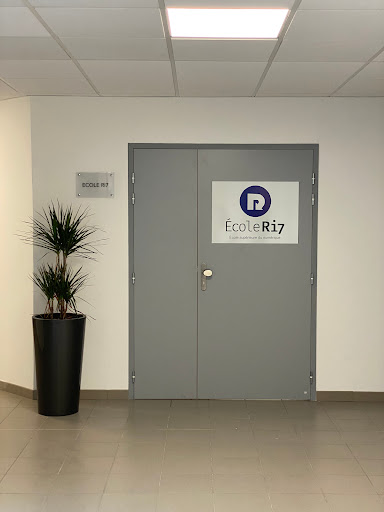 School Ri7 - Graduate School Of Web Development